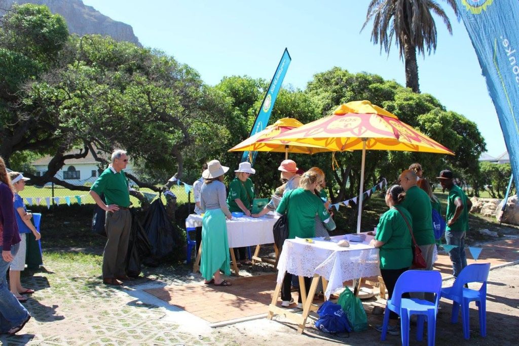 fomp volunteers